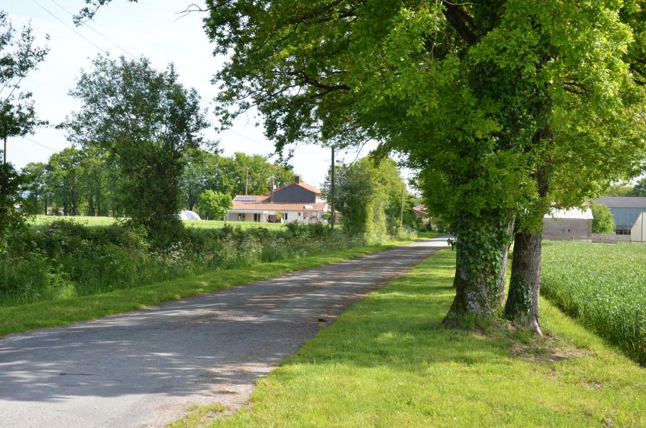 Gites La Lande La Verrie ภายนอก รูปภาพ
